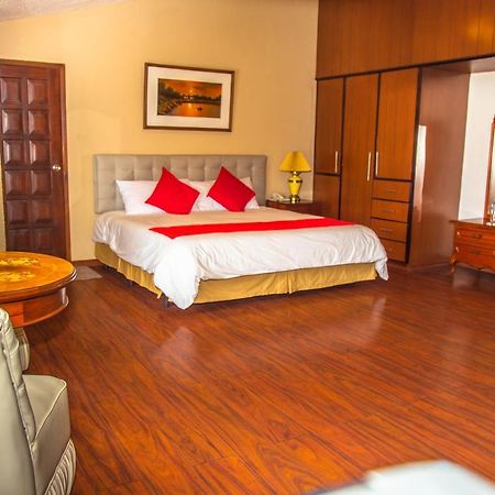 Hotel Chimborazo Internacional Riobamba Ngoại thất bức ảnh